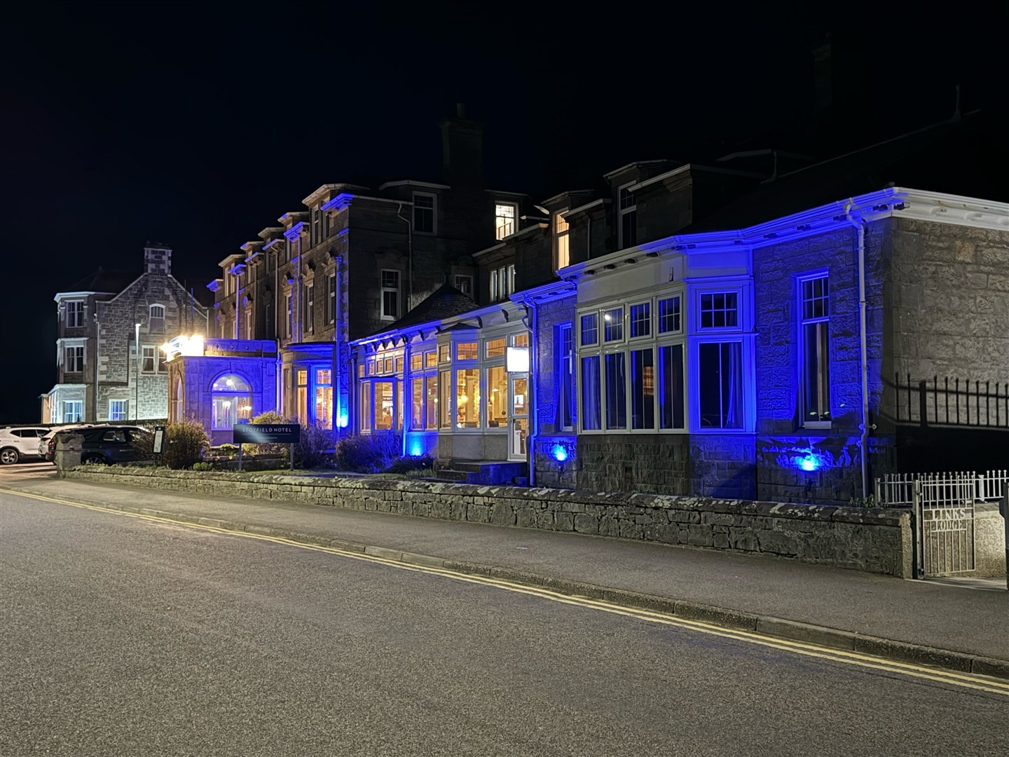 The Stotfield Hotel in Lossiemouth marks World Parkinson's Day by lighting up blue...Picture: David Morgan