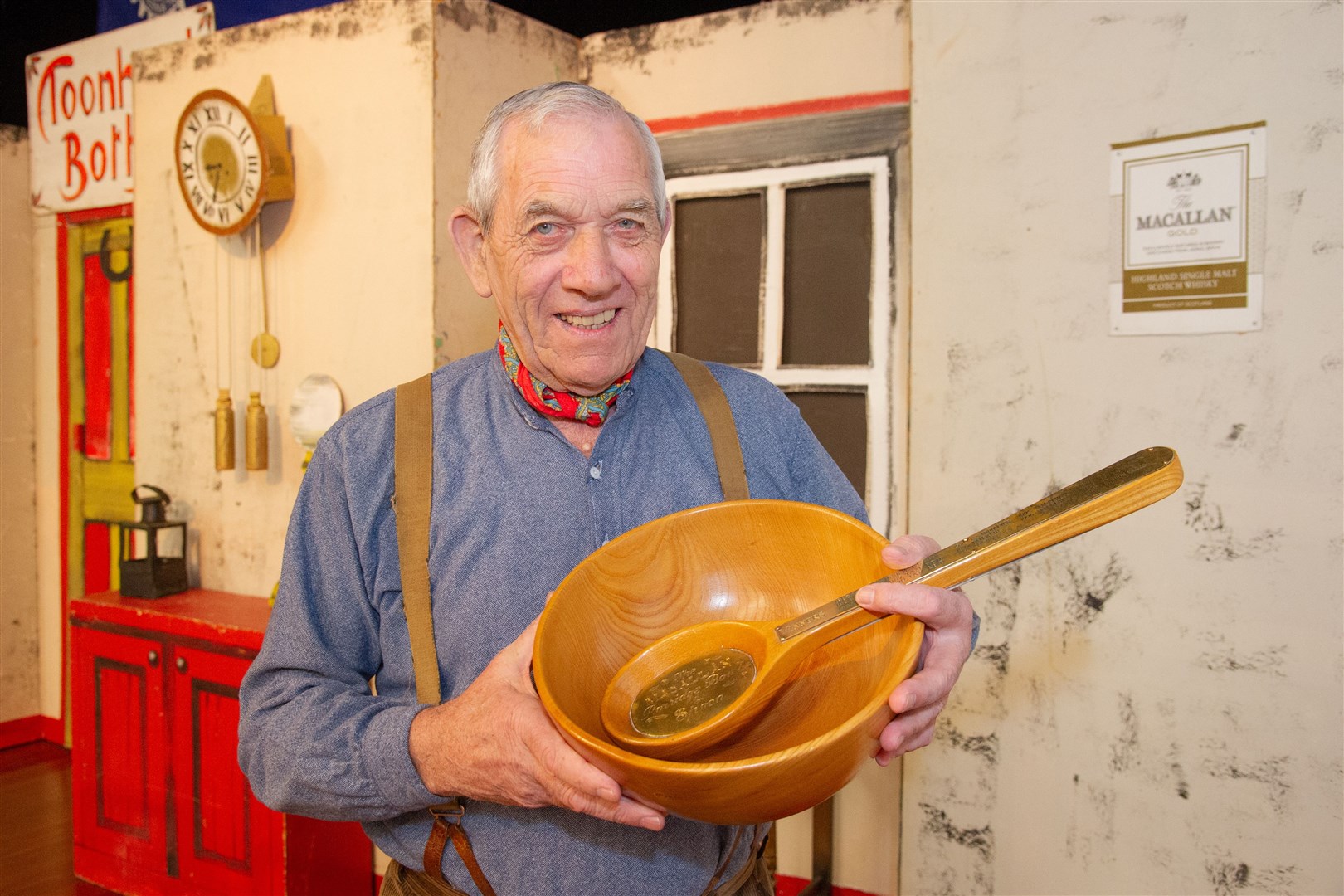 Joe Aitken from Kirriemuir with his prize – The Macallan Porridge Bowl. He also won the Donald Ferguson Medal. Picture: Daniel Forsyth..