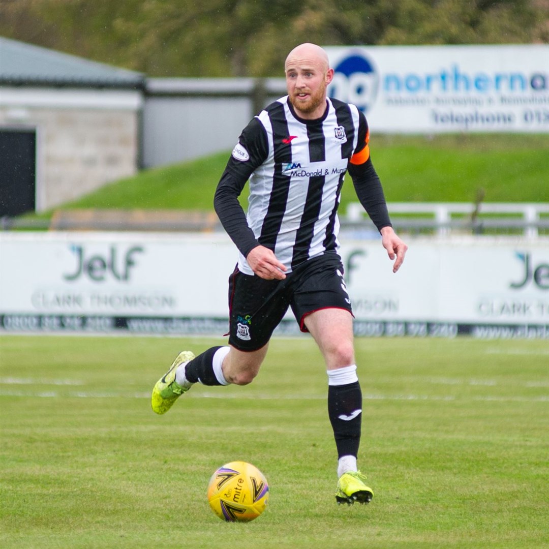 Elgin City skipper Euan Spark is suspended for the trip to Annan. Picture: Daniel Forsyth..