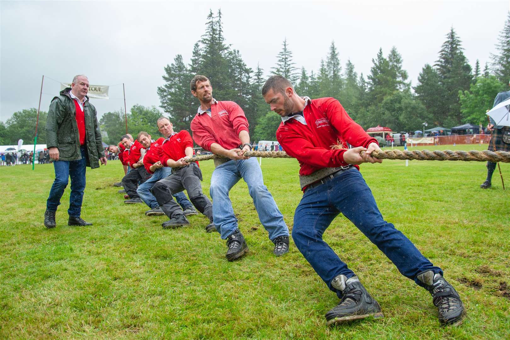 The Elgin Tug of War team competing last summer in Tomintoul.