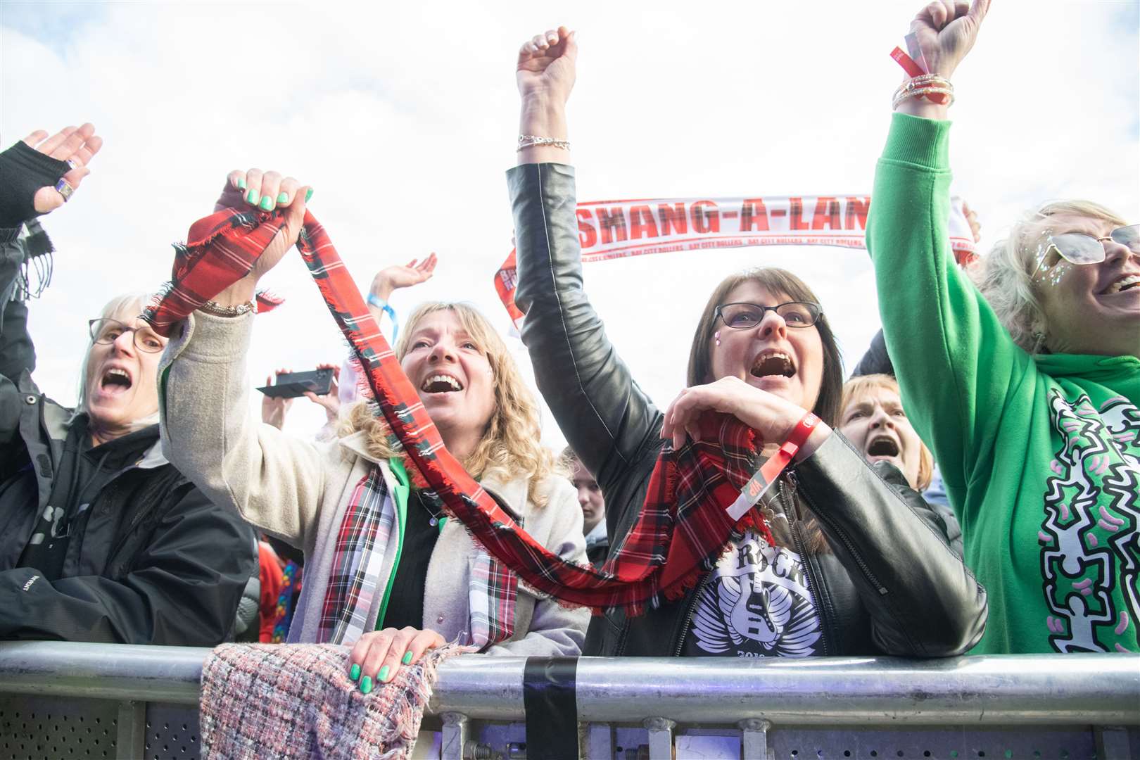 Crowds enjoying The Bay City Rollers at MacMoray. Picture: Daniel Forsyth