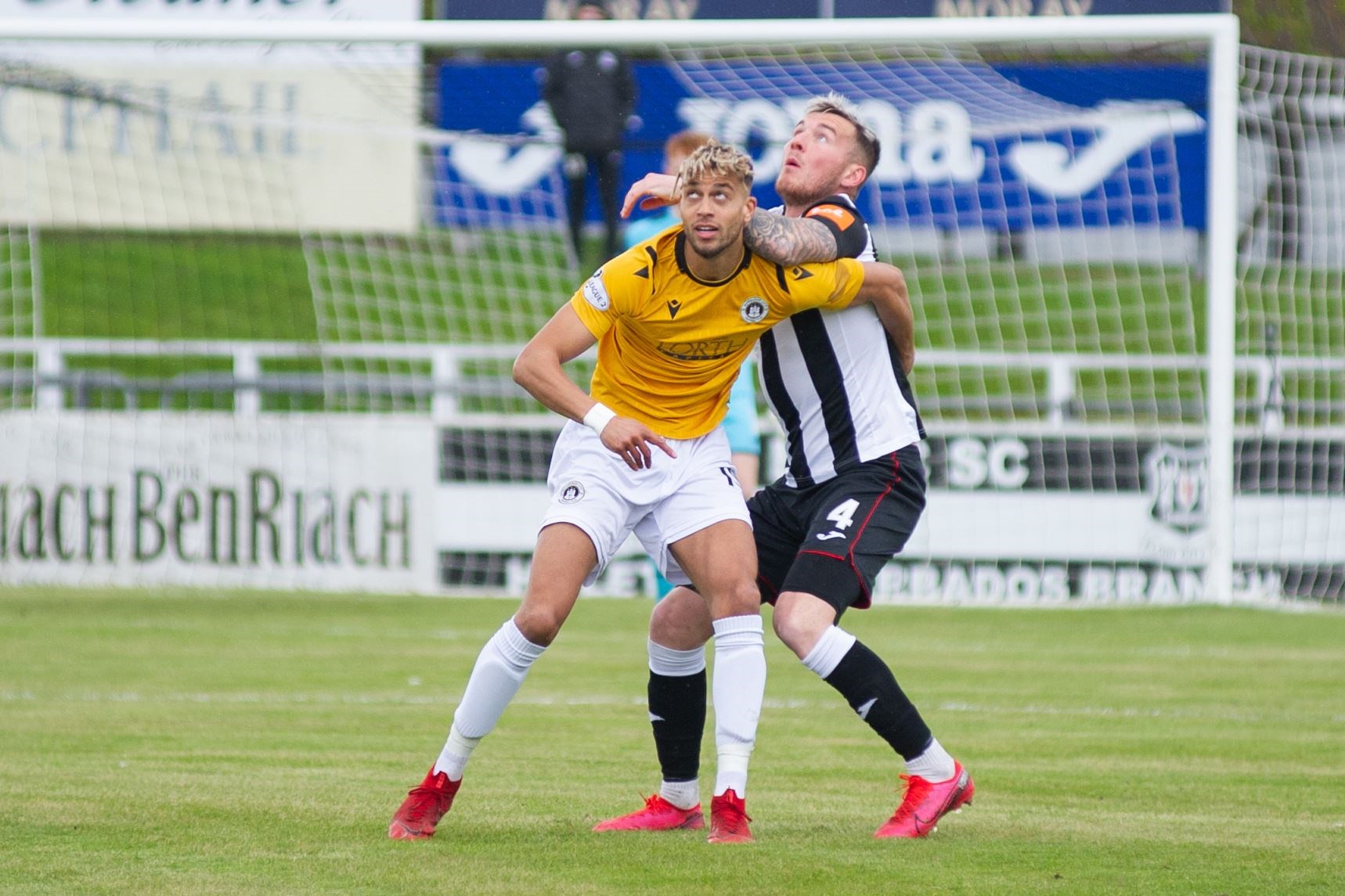 Edinburgh City beat Elgin City but need to overturn a 3-1 deficit against Dumbarton to gain promotion from League 2. Picture: Daniel Forsyth..