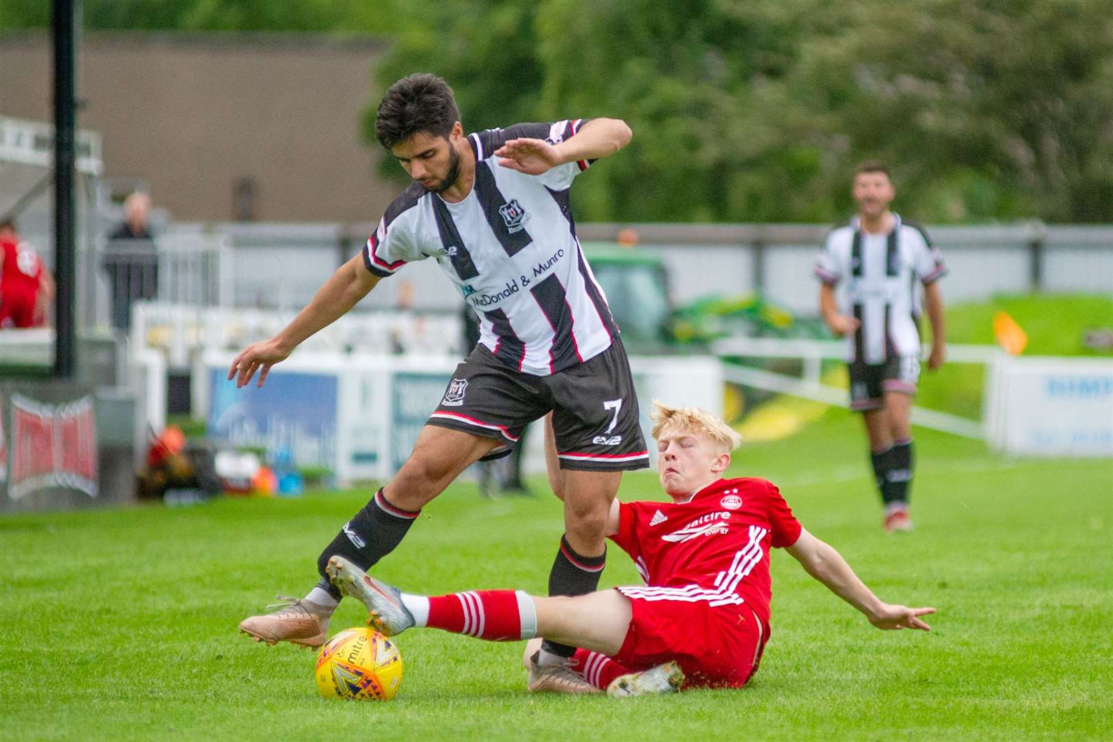 Rabin Omar in action during his first spell at Elgin City. Photo: Daniel Forsyth
