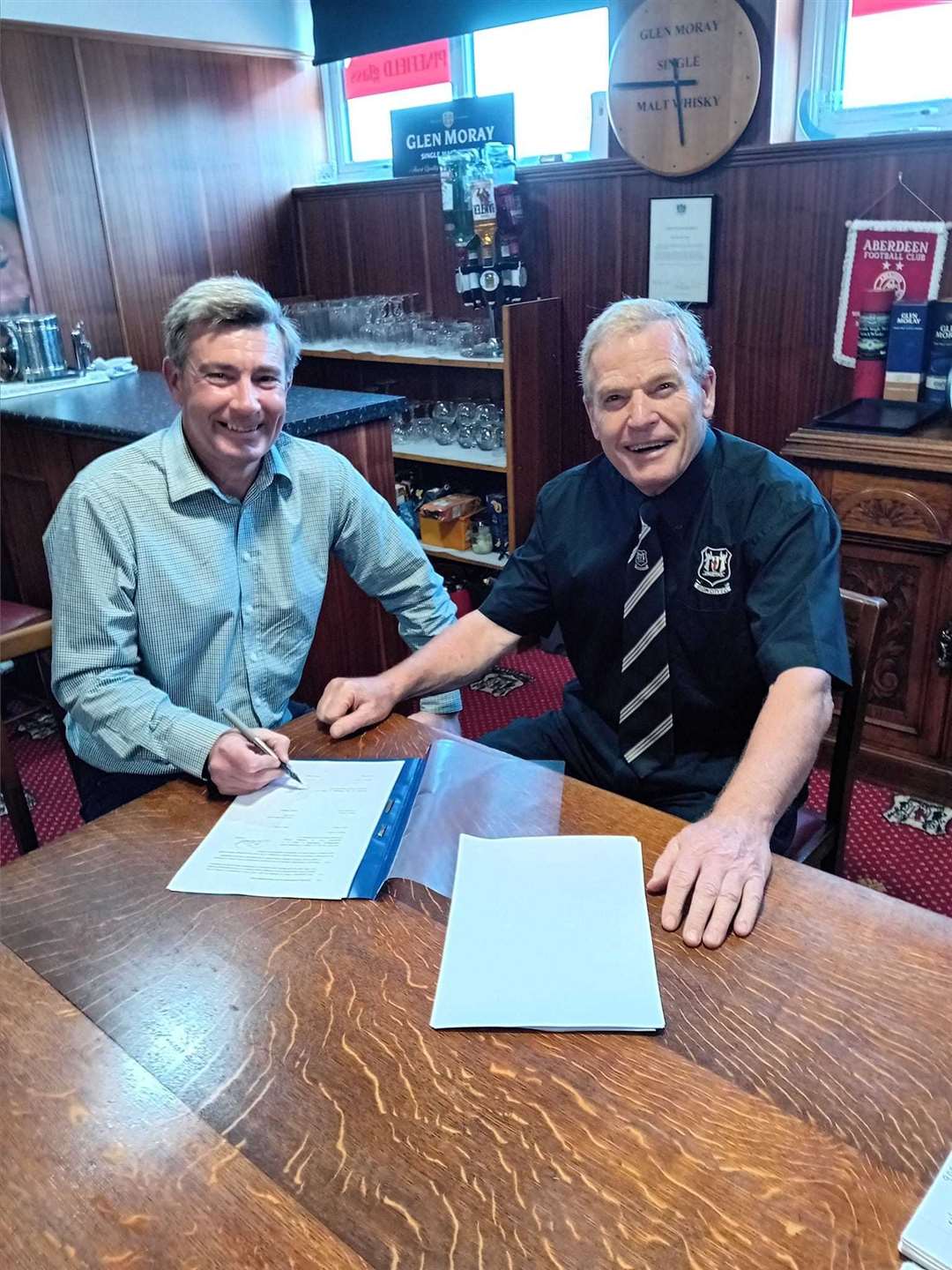 Elgin City's new manager Barry Smith with chairman Graham Tatters. Photo: Elgin City FC Facebook