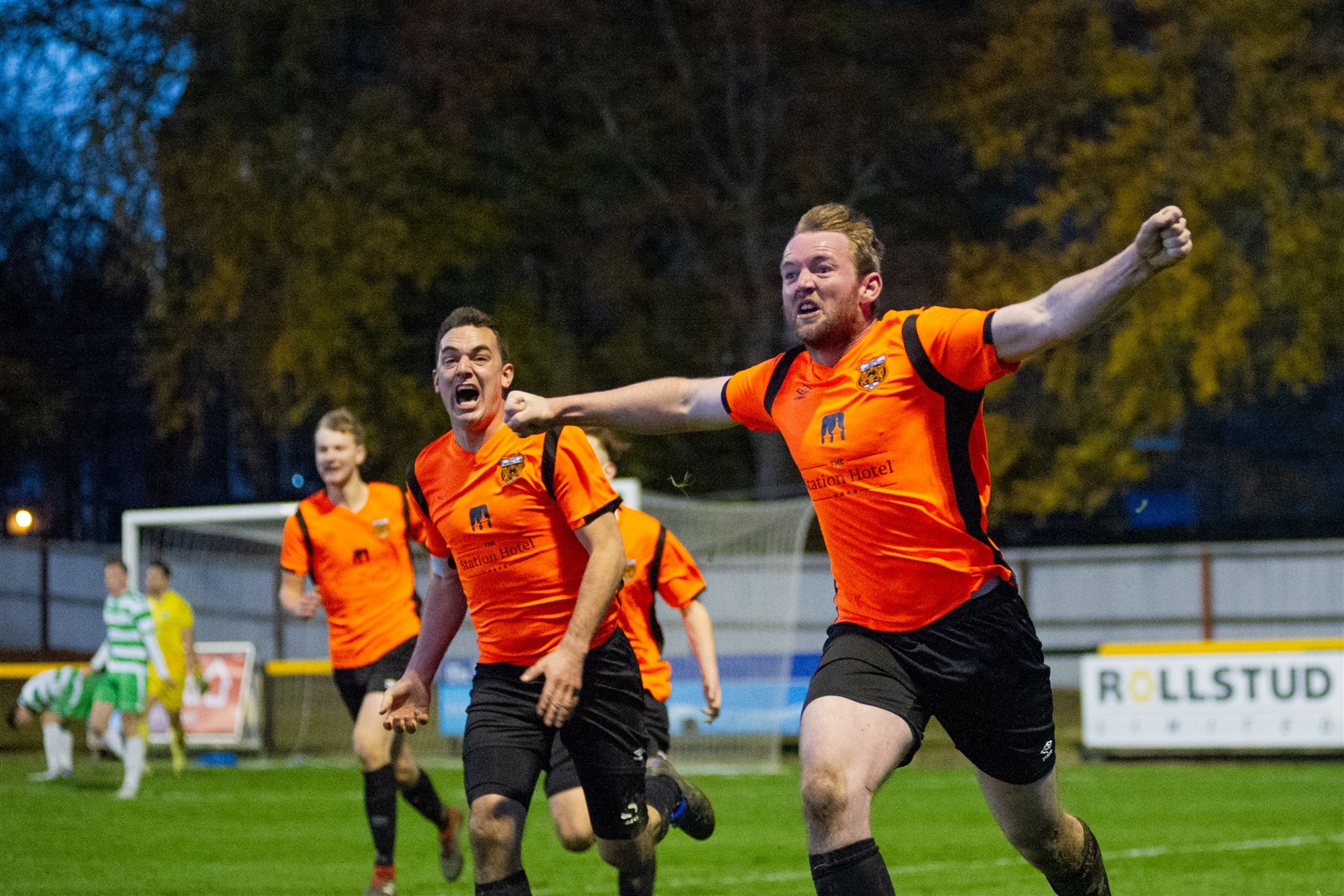 Paul MacLeod wheels away in celebration after scoring the most dramatic of 94th minute winners. Picture: Daniel Forsyth