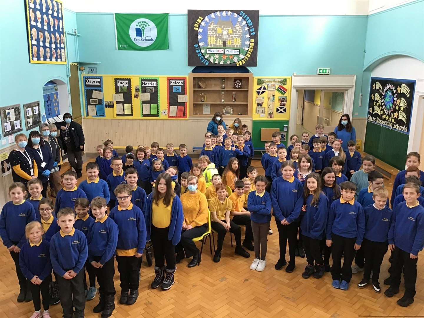 Aberlour Primary showed their support by forming a sunflower together in their blue and yellow uniforms.
