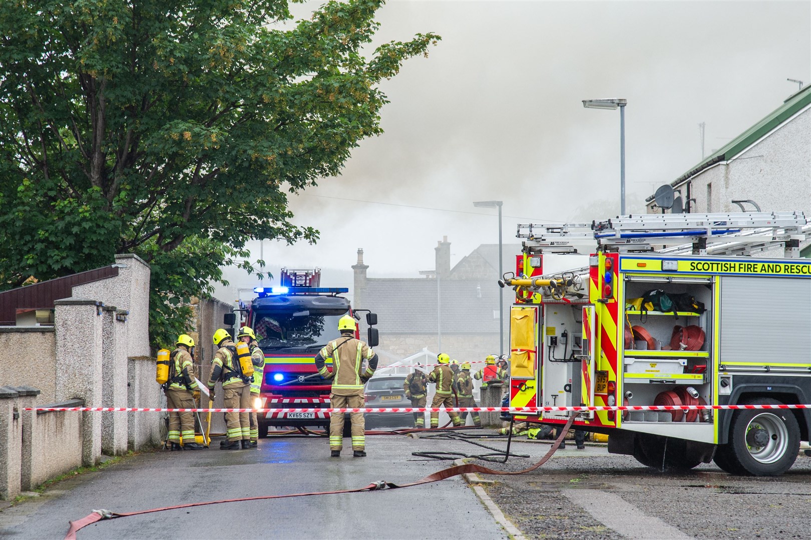 The Scottish Fire and Rescue Service response to a fire at a property on Mitchell Crescent in Bishopmill, Elgin, on Tuesday (9th July) lunchtime...Picture: Daniel Forsyth. Image No..