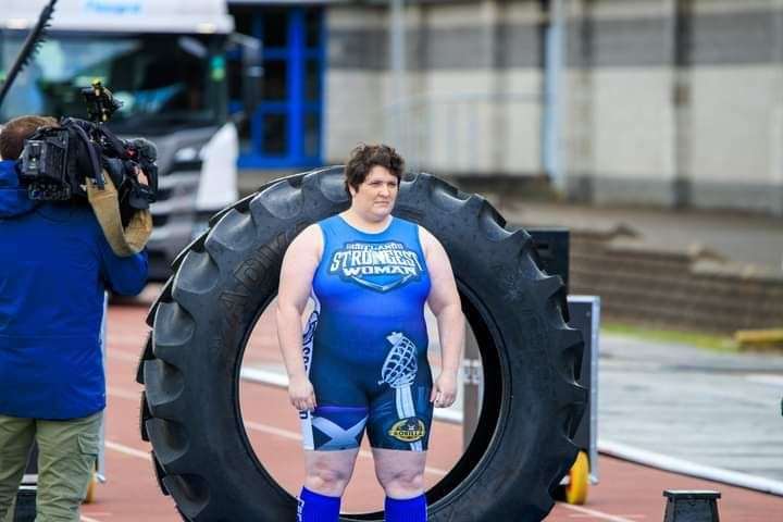 Preparing to face the 200kg tyre flip.