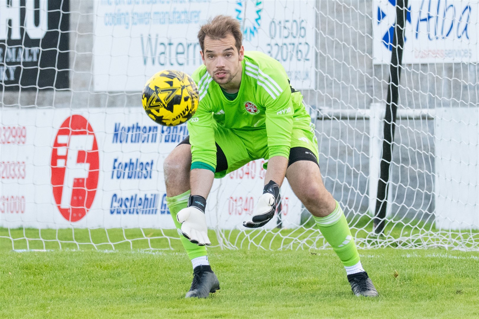 Cammy Farquhar had some good saves for Lossiemouth. Picture: Daniel Forsyth
