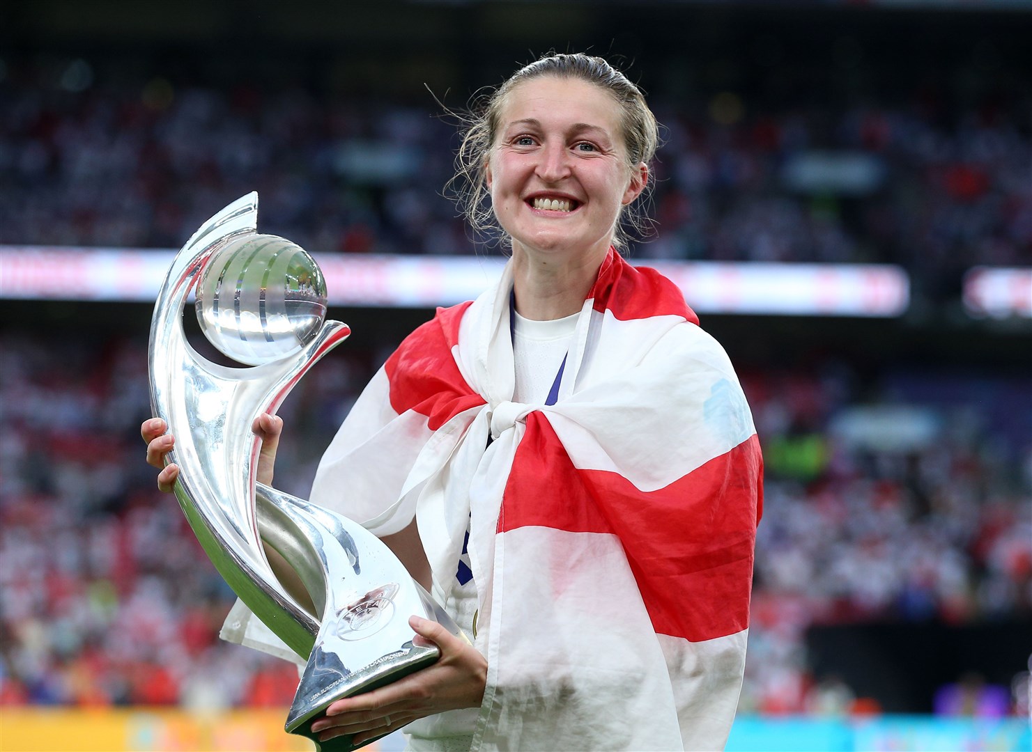 England’s Ellen White with the trophy (Nigel French/PA)