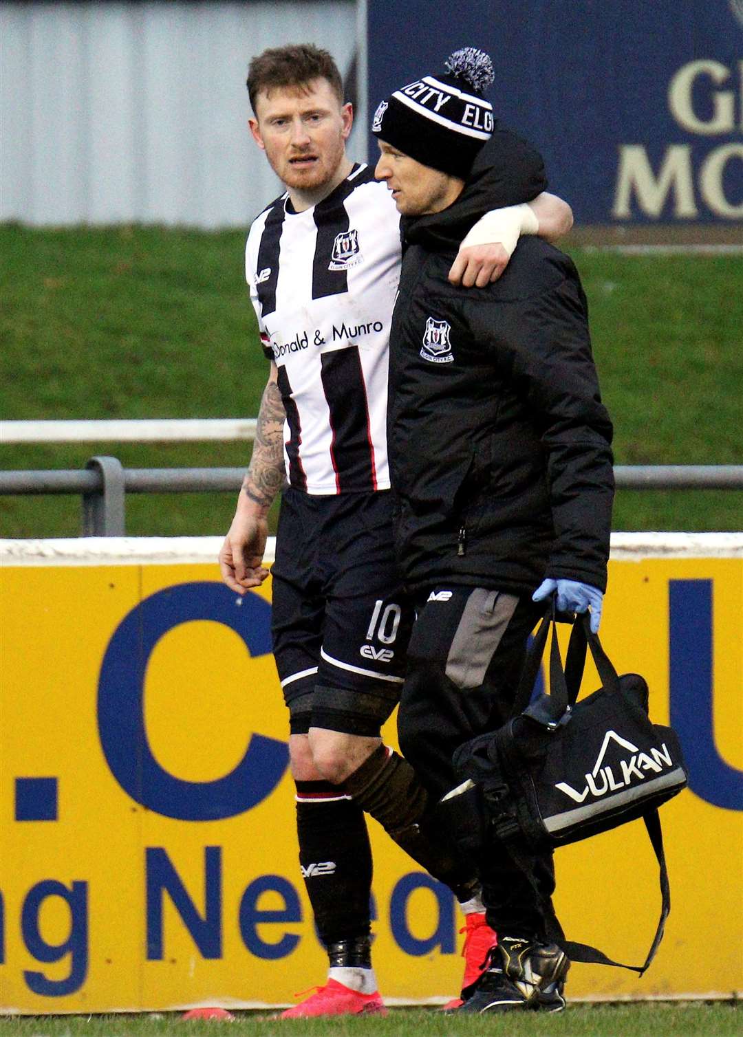 Shane Sutherland could be out for a month after tearing his hamstring in the 3-0 win over Cove. Photo: Bob Crombie