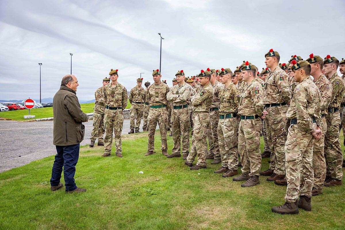 The defence secretary Ben Wallace talks to troops at Fort George.