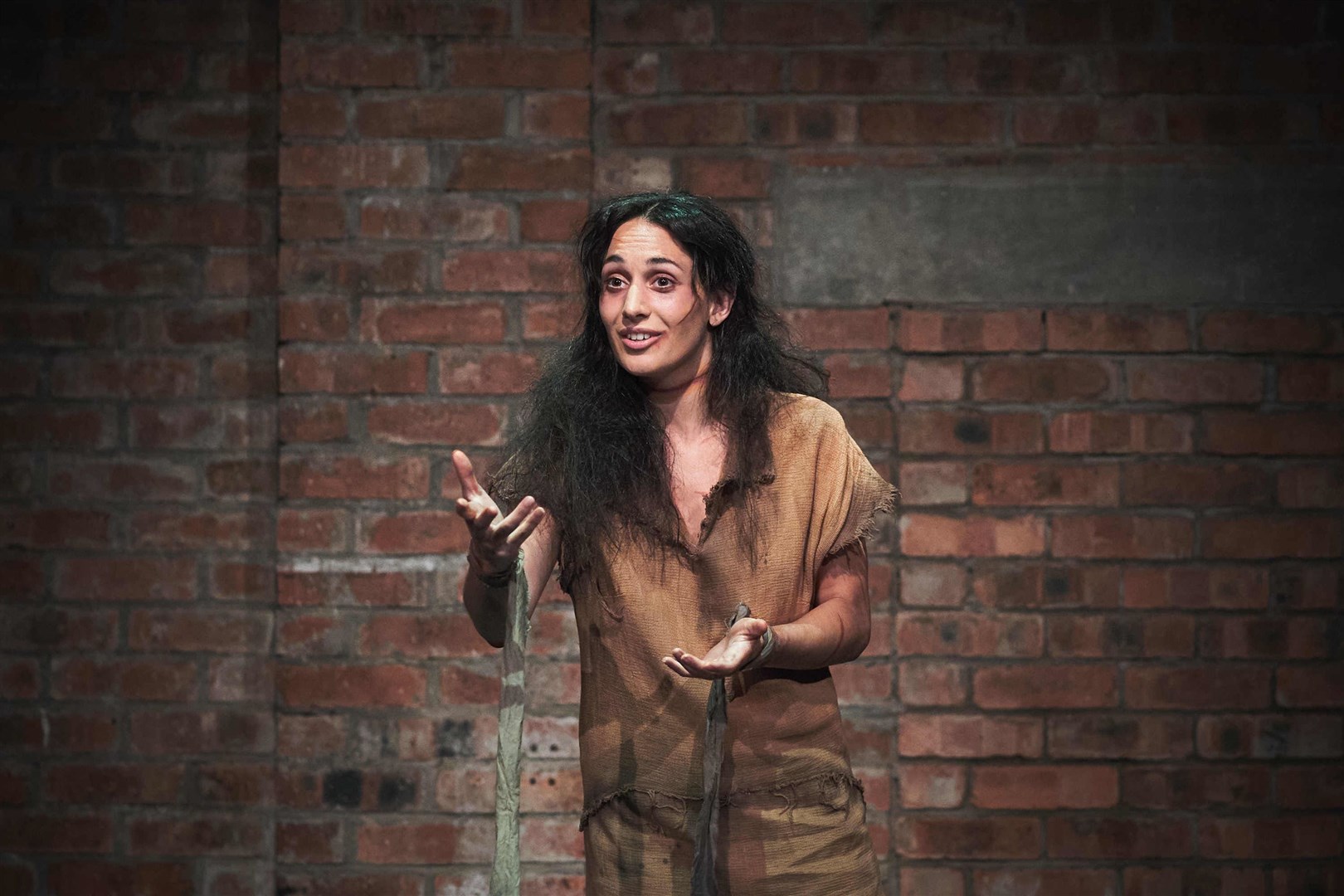 Maggie Wall is a one-woman show with actress Blythe Jandoo.