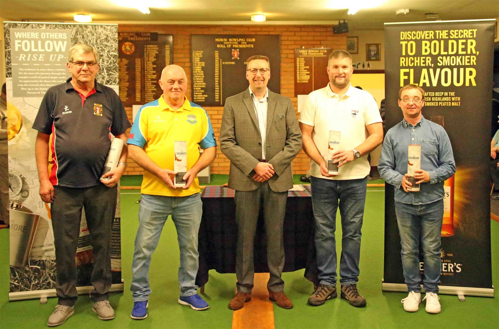 Alistair Longwell (centre) with the winners, from left: Malcolm Fletcher, Tam Stewart, John Mitchell, Lee Denoon. Pictures: Pete Bloomfield