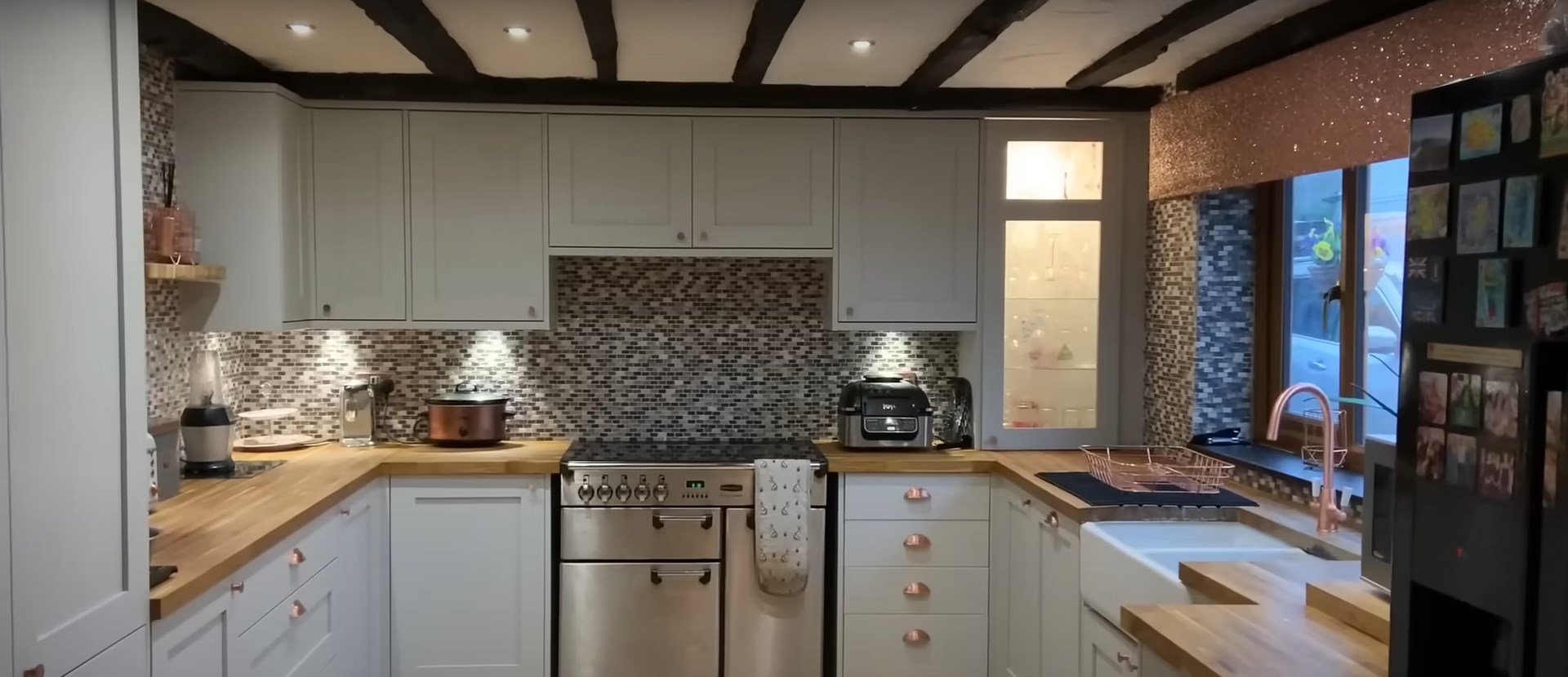 Open plan kitchen and dining room (Just-Knock Estate Agents)