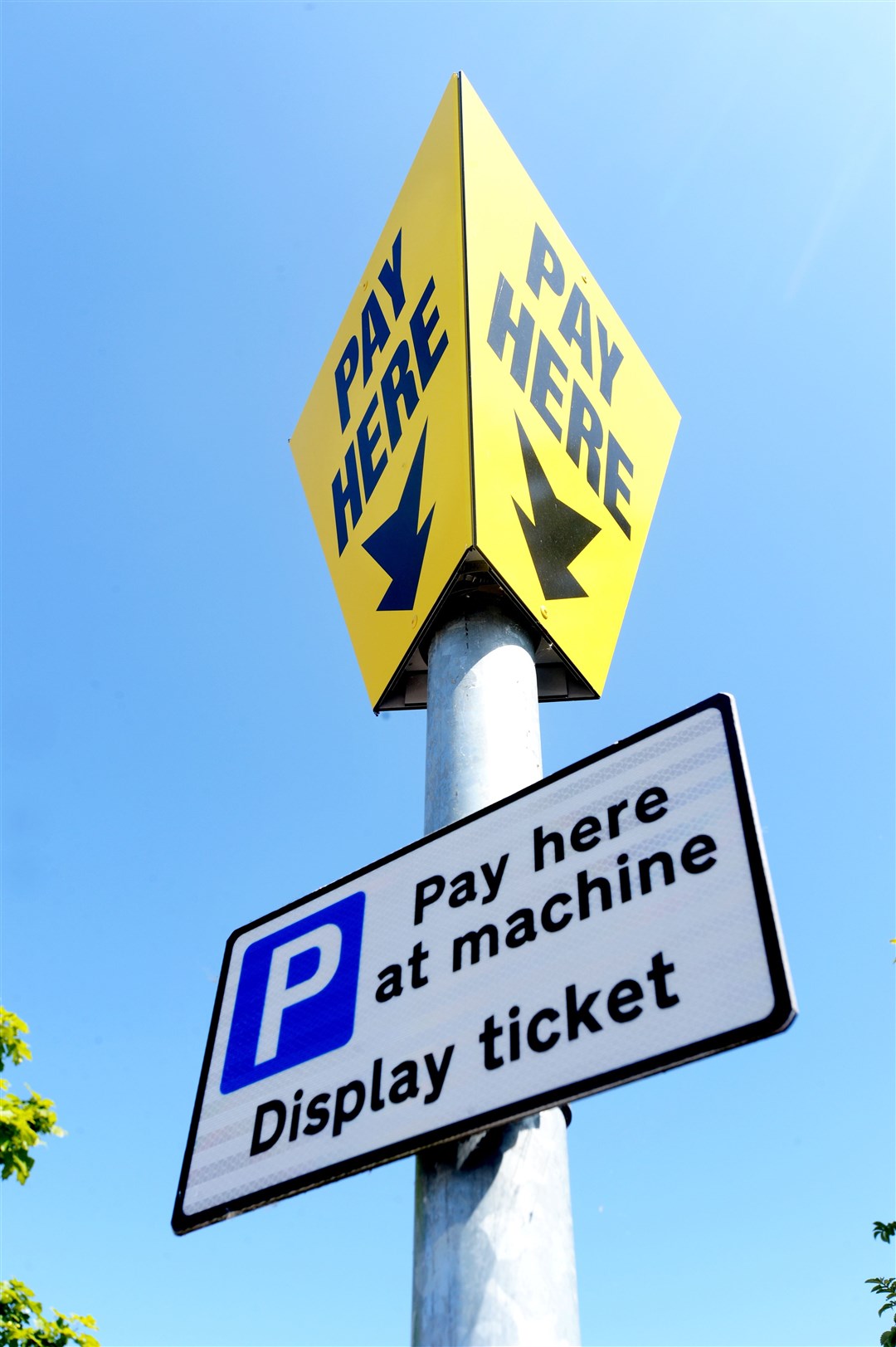 A Free After 3 scheme will be in operation at a central Elgin car park in the run up to Christmas.