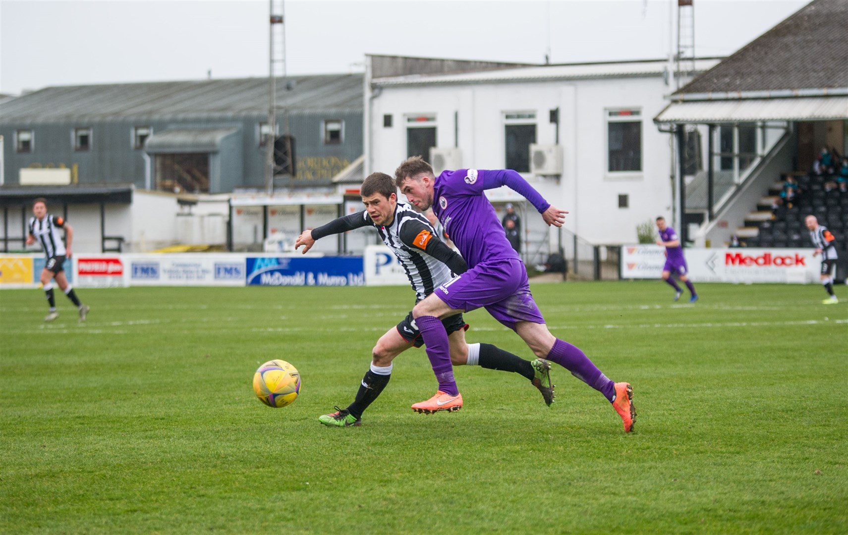 Rory MacEwan (left) scored in Elgin City's Scottish Cup draw at Clydebank