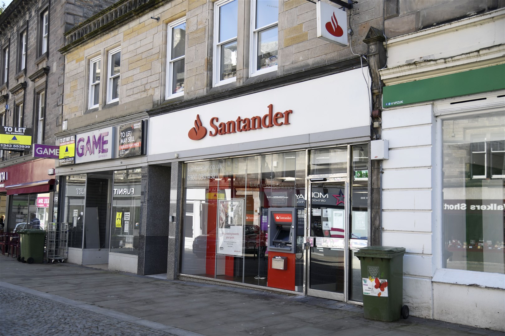 Santander Bank in Elgin are reducing their opening hours...Picture: Becky Saunderson..