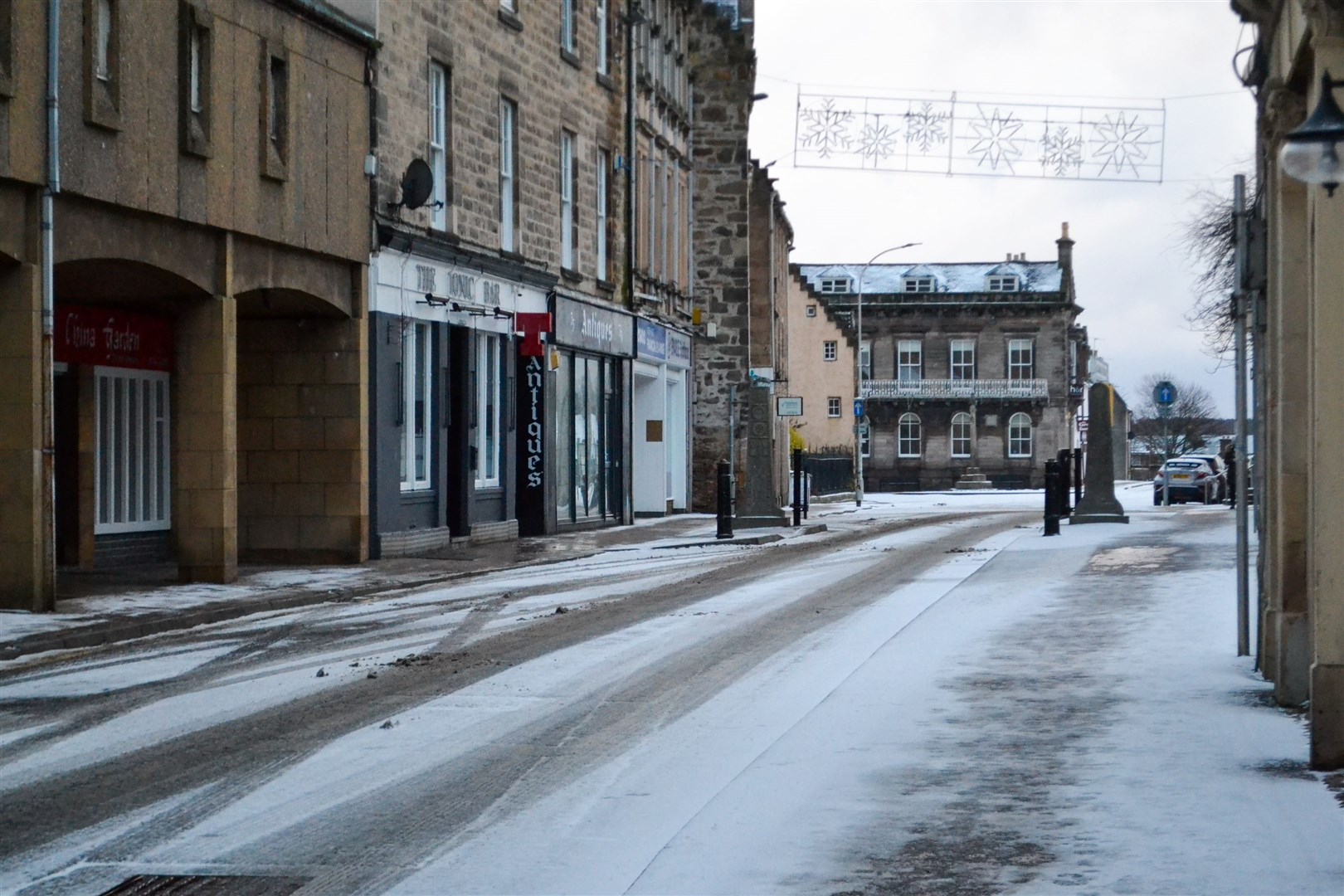 Elgin High Street was blanketed in Snow. Picture: Tyler Mcneill