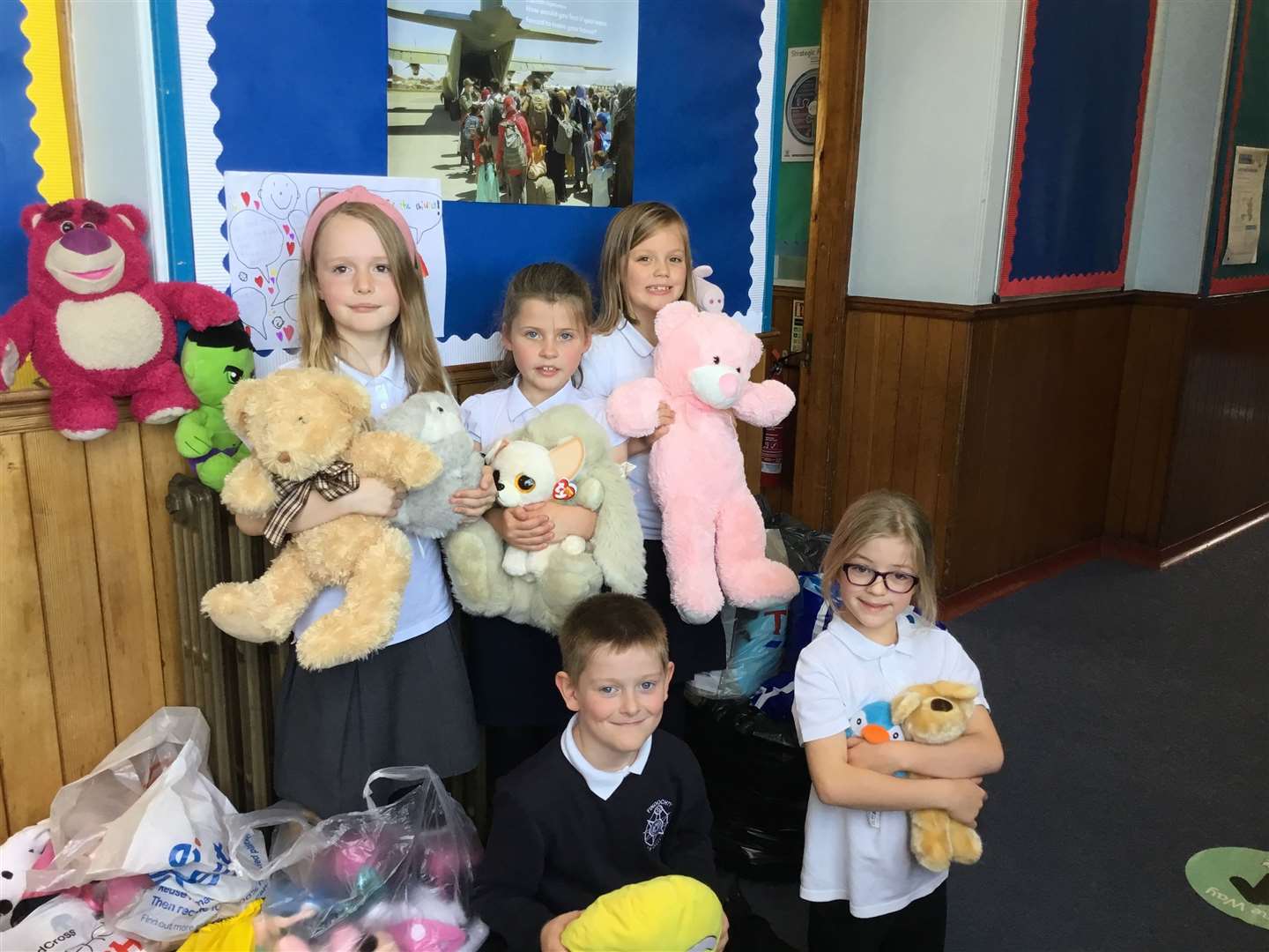 Getting to grips with the 'bear' essentials are (clockwise from back left) Penny, Ava, Esther, Megan and Tyler. Pictures: Findochty Primary
