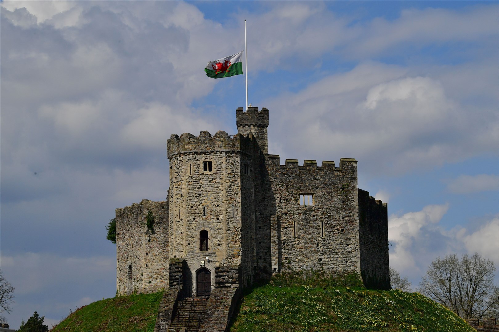 The Welsh flag which has been flying at half-mast since the death of the Queen, will be at full-mast during the ceremony (Ben Birchall/PA)