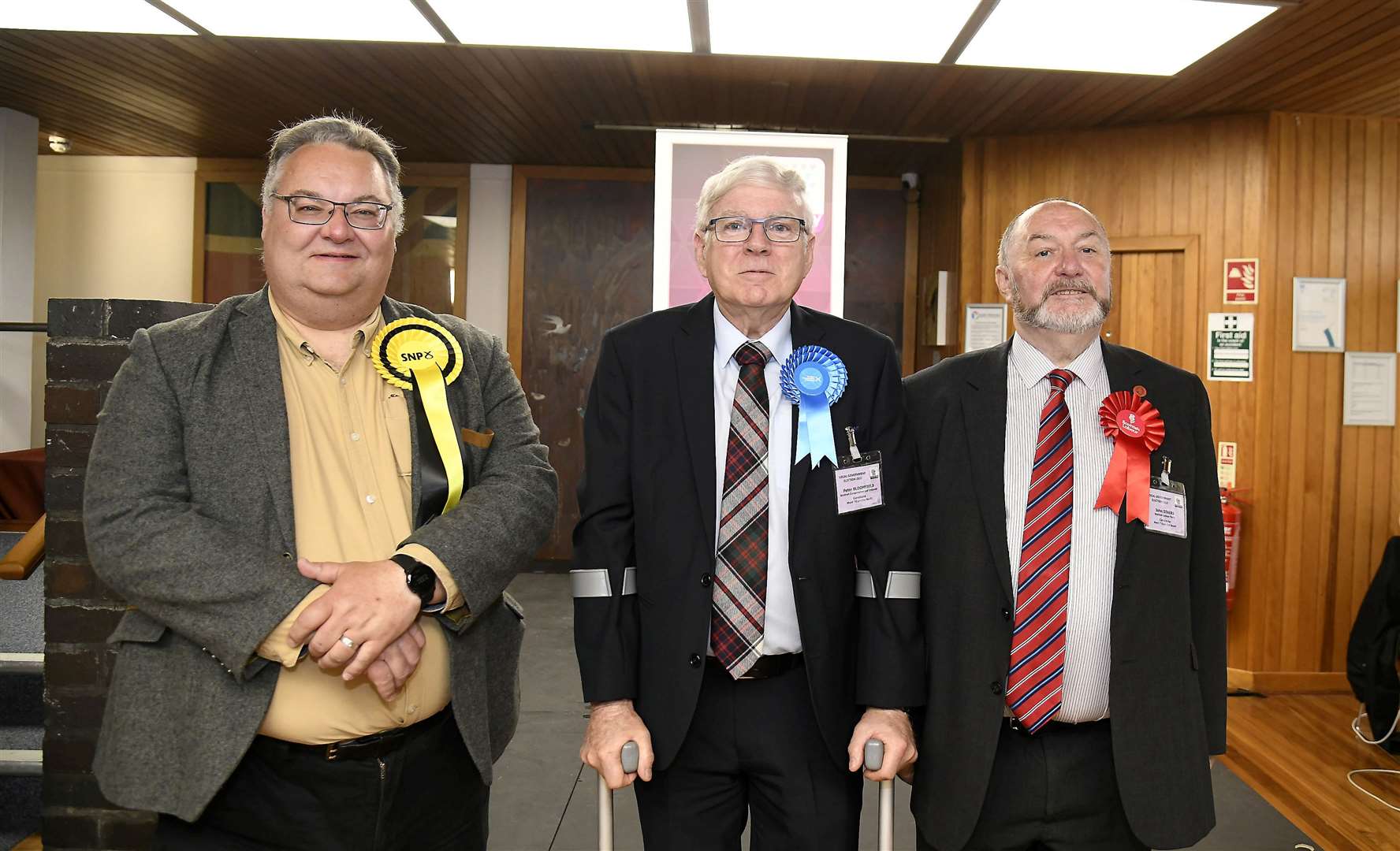 SNP joint leader Graham Leadbitter (left) and Labour group leader John Divers (right), who have both signed the open letter, either side of Conservative Peter Bloomfield at the election count in May.