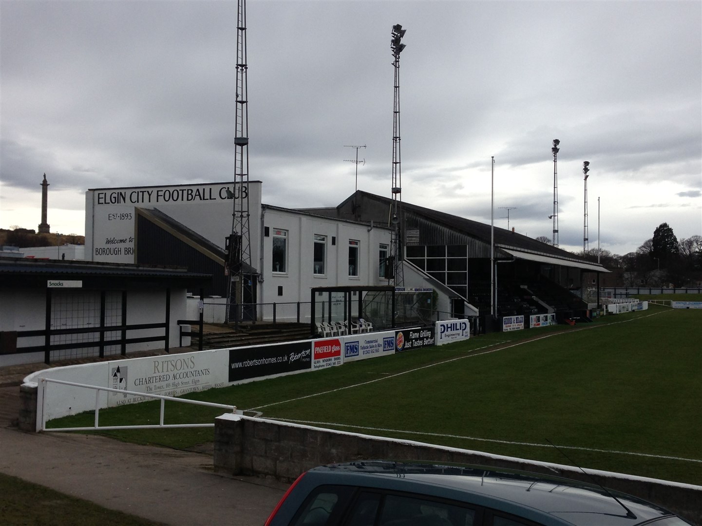 Elgin City's promotion hopes could depend on them getting a result at Borough Briggs on Tuesday.