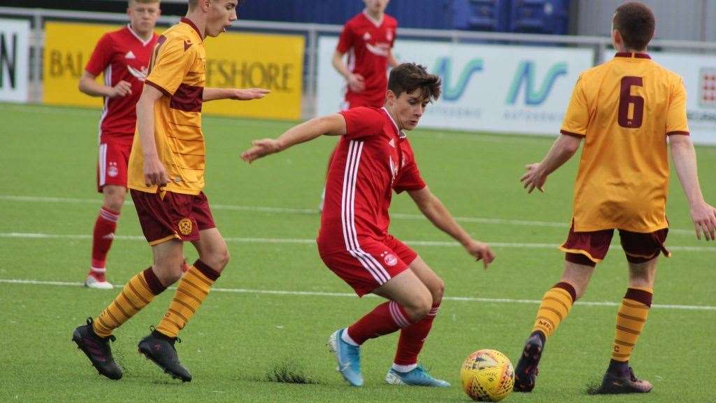 Max Barry in action during his Aberdeen days. Aberdeen FC.