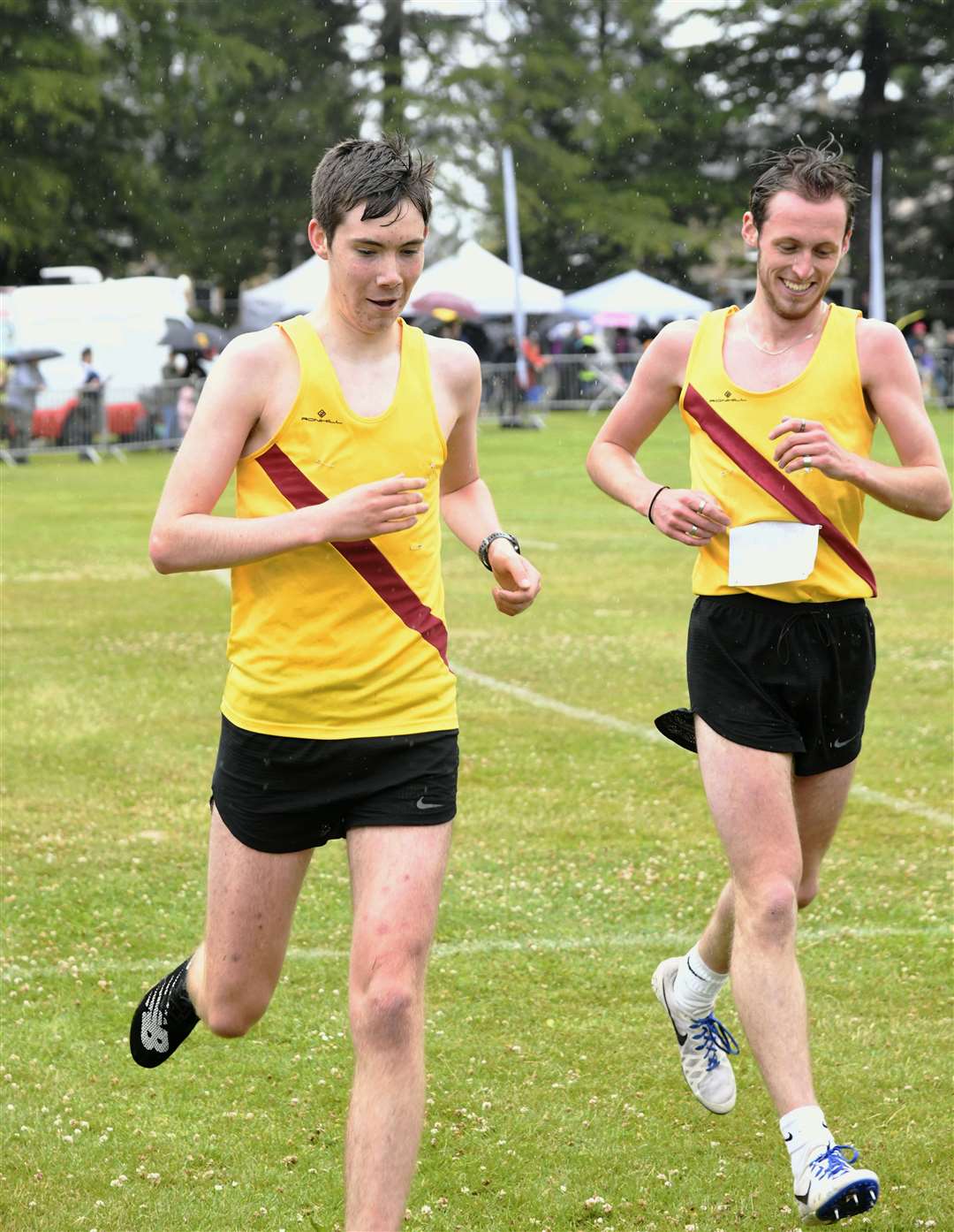 Angus Smith (left) and Luke Davidson (right) completing the 3000 metres championship. ..Forres Highland Games...Picture: Beth Taylor.