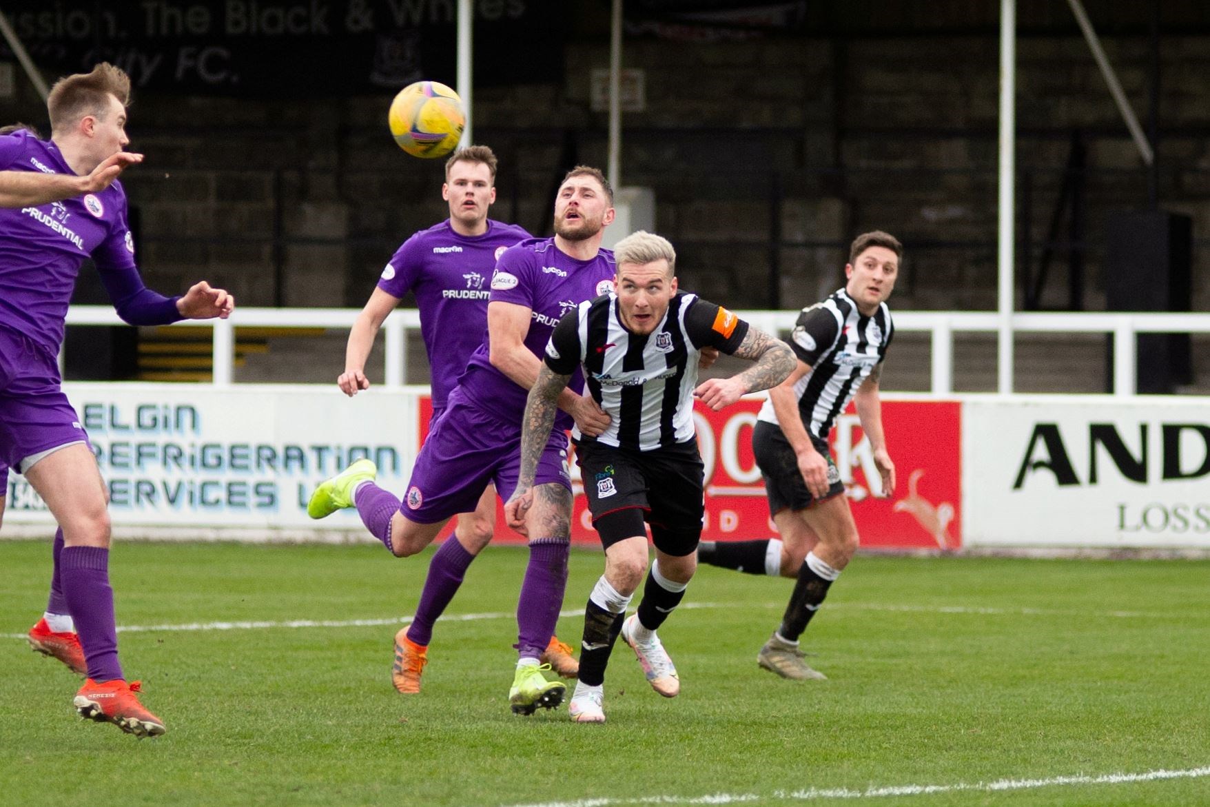 Darryl McHardy (centre) is a doubt for Elgin City. Picture: Daniel Forsyth..