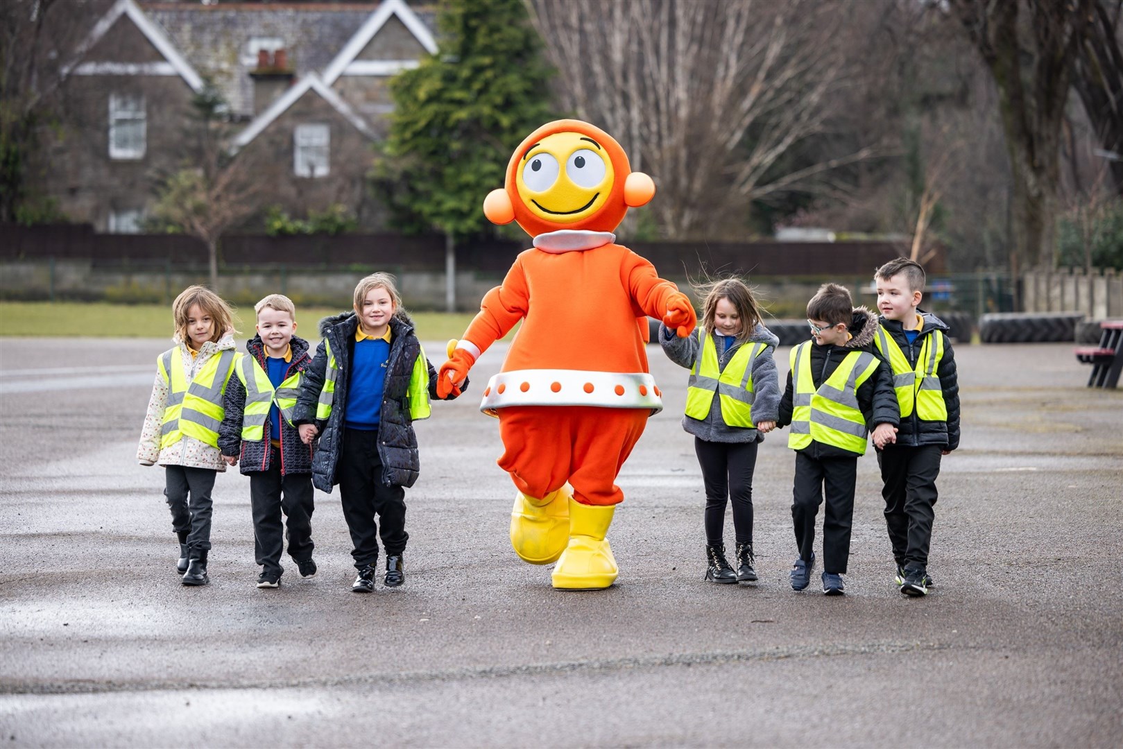 Ziggy, road crossing awareness, Aberlour Primary School.