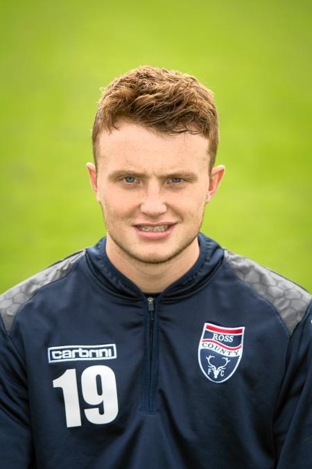 Ross County midfielder Tony Dingwall has been loaned out to Elgin City