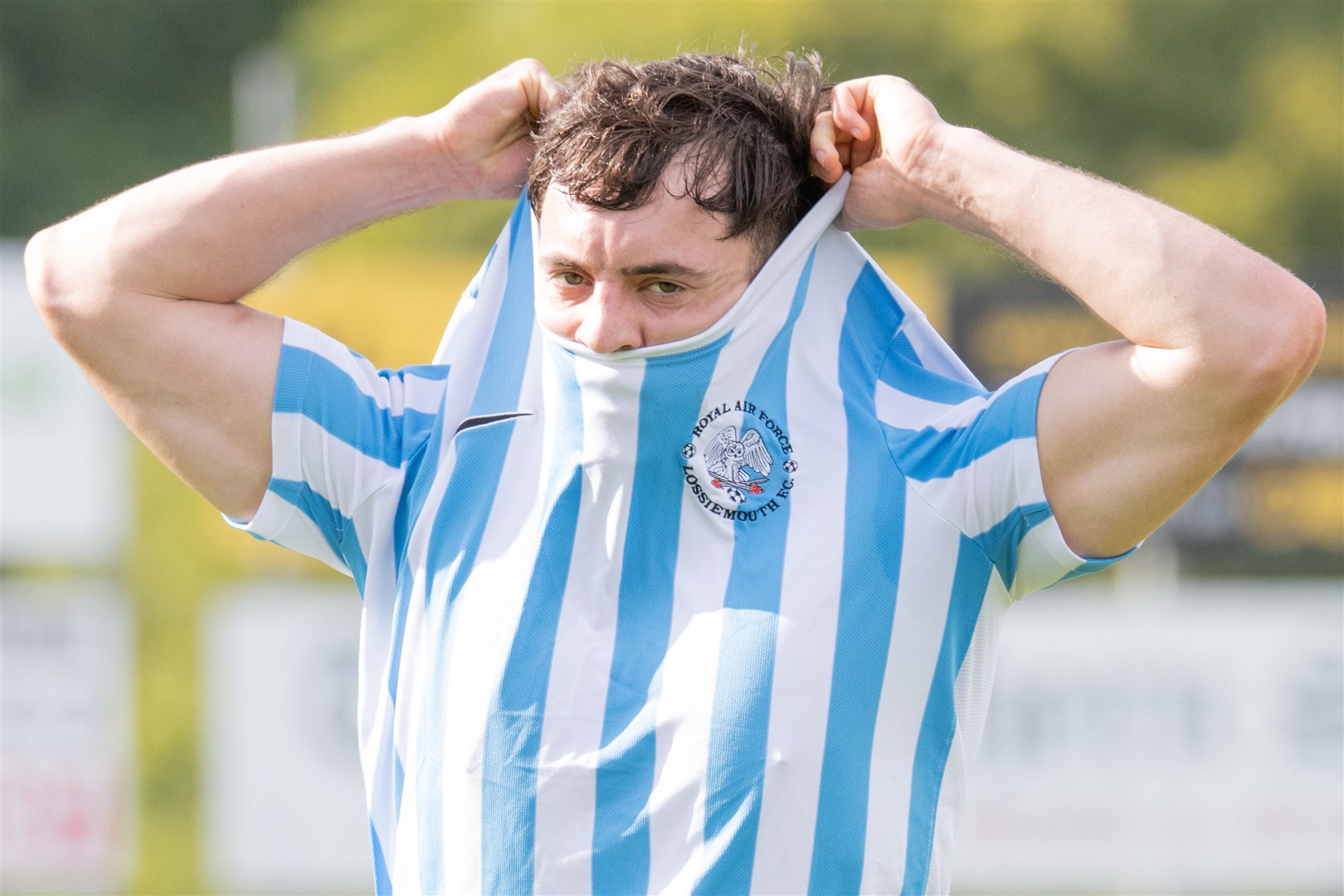 Dan Rawlinson can't believe it after being sent off. Picture: Daniel Forsyth