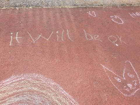 These chalk drawings were spotted in New Elgin.
