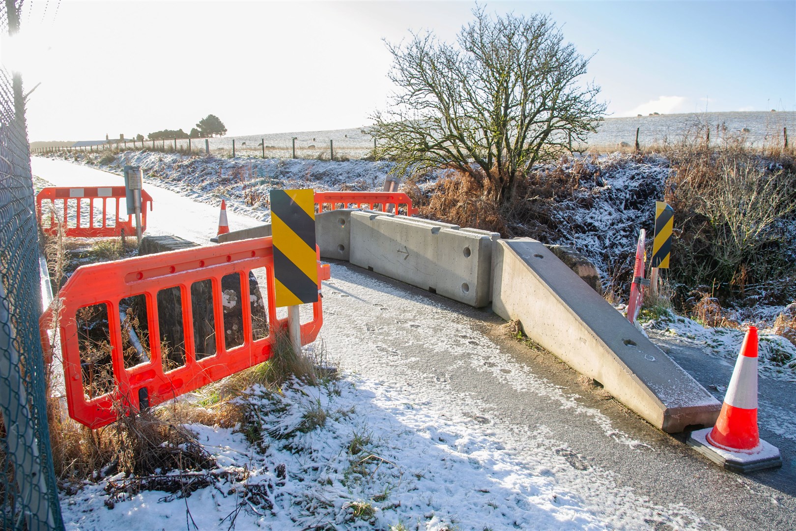 The bridge that links Thomshill to Birnie remains closed...Picture: Daniel Forsyth..