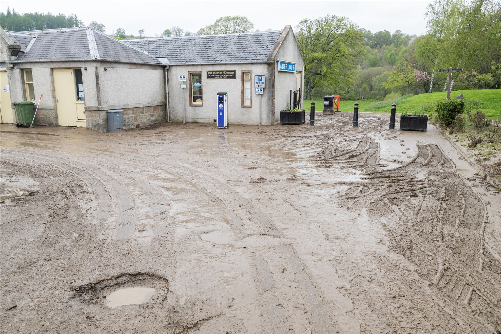 Aberlour Station Tea-room's surroundings covered in mud caused by the floods in Aberlour...Picture: Beth Taylor.