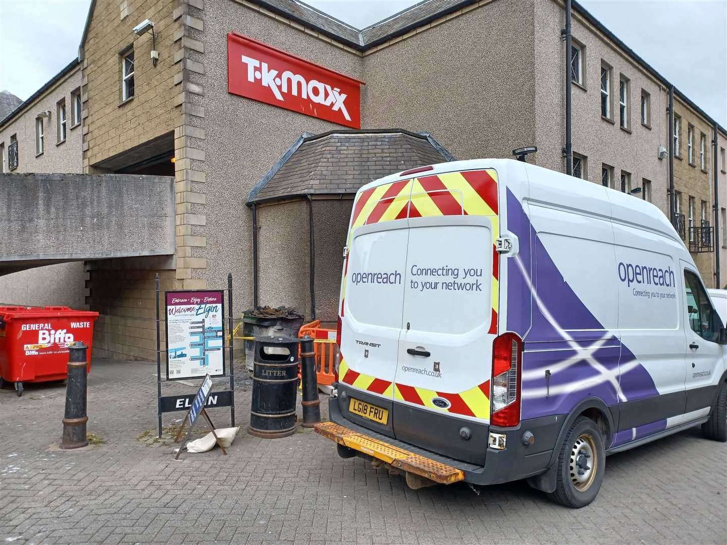 Openreach turned up around midday on Monday to assess the extent of the issue.